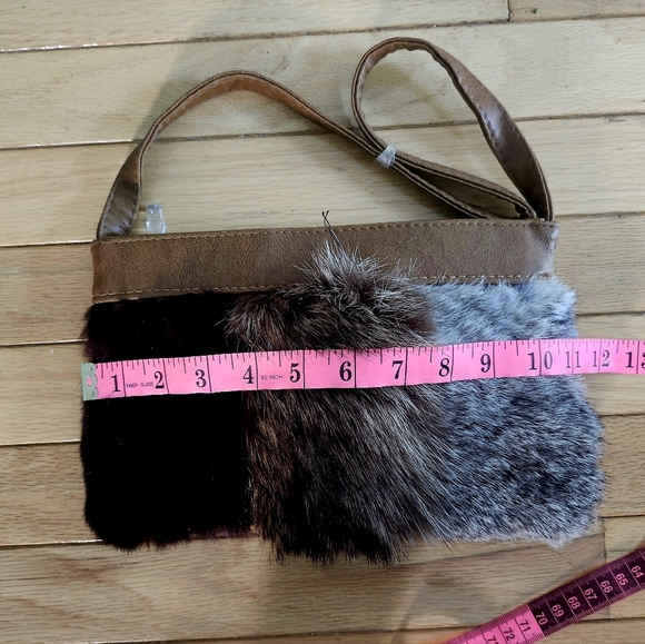 Elegant Brown and Grey Fur Women's Bag - Picture 6 of 7